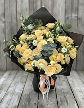 Букет цветов из:  Розы и Лизиантусы #REPLACE_PRED# Нижнеподкумском