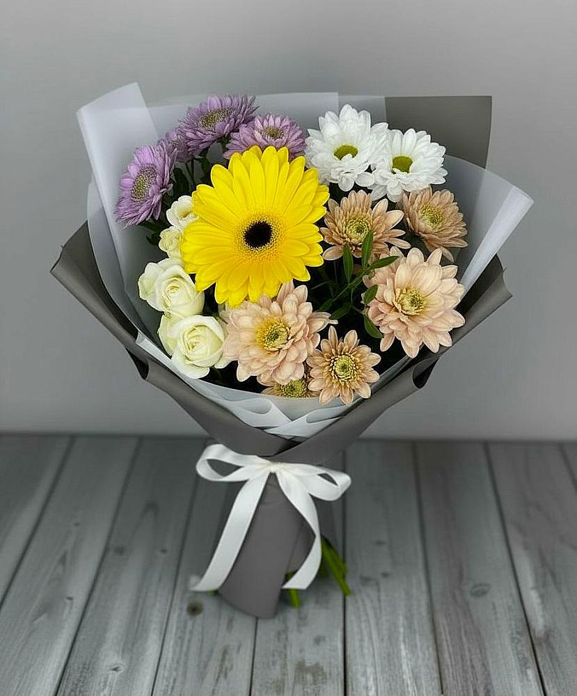 Букет цветов из: Розы, Герберы и Хризантемы в Нижнеподкумском