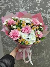Букет цветов из:  Гвоздики, Орхидеи и Розы #REPLACE_PRED# Нижнеподкумском