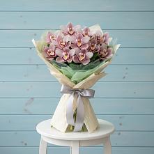 Букет цветов из:  Орхидеи и Розы в Нижнеподкумском