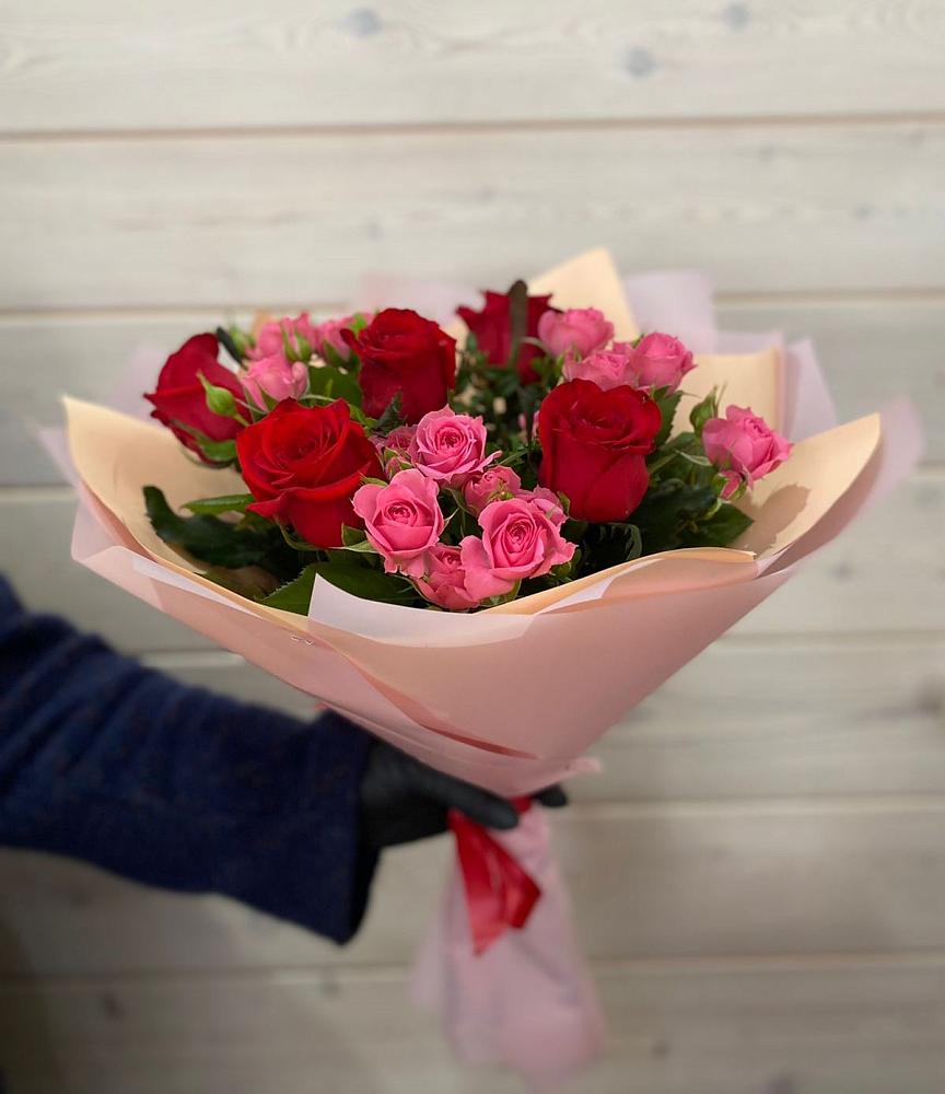 Букет цветов из: Розы в Нижнеподкумском
